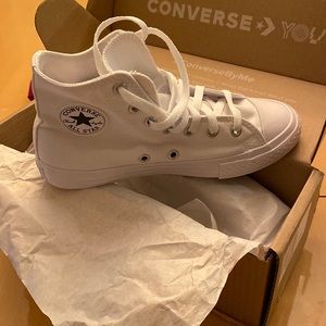Converse All White Chuck Taylor Kids High Tops